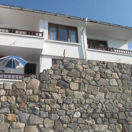 Guest house Sotirovi